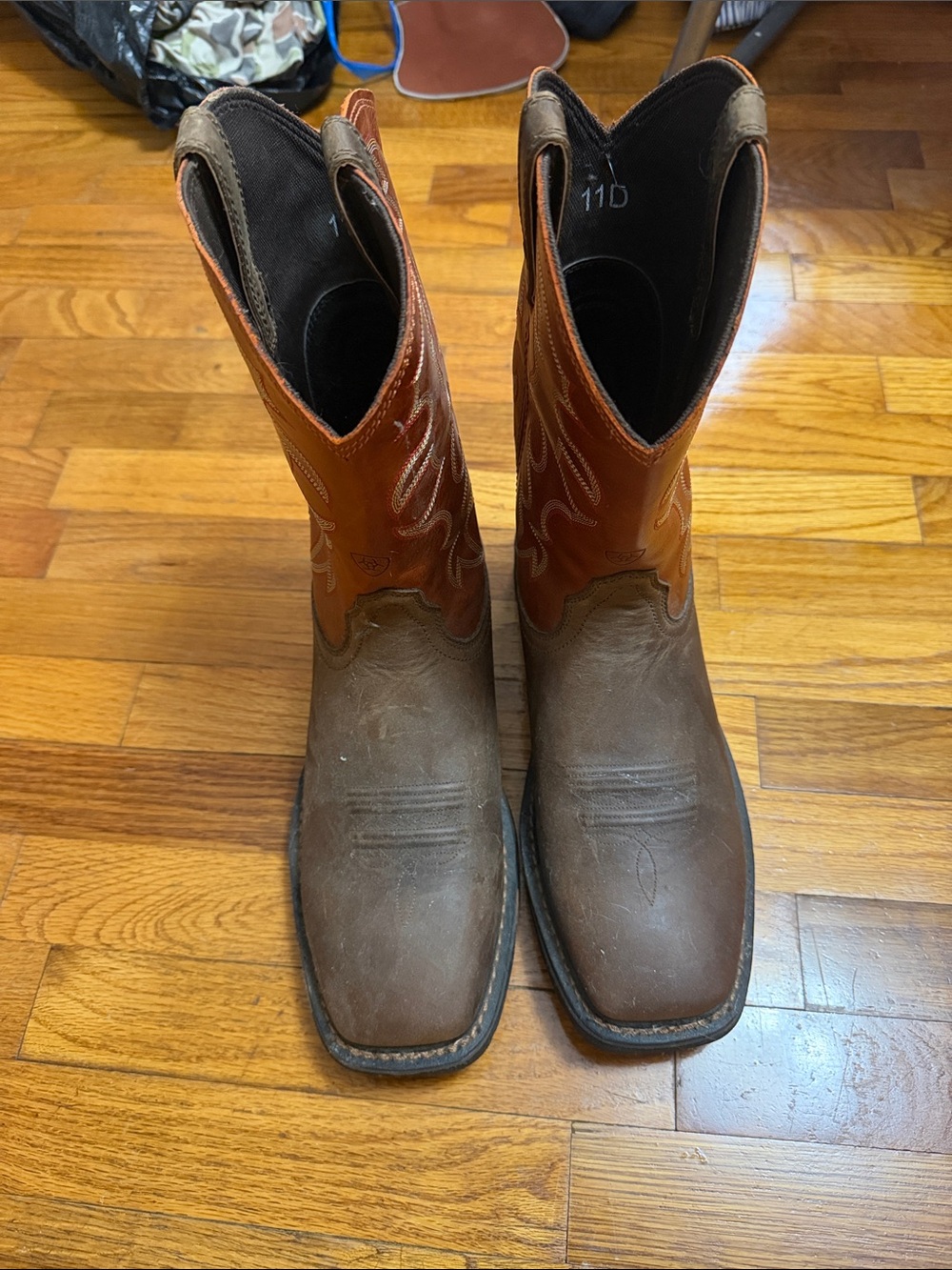 Ariat Brown and Tan Western Pull-On Cowboy Boots